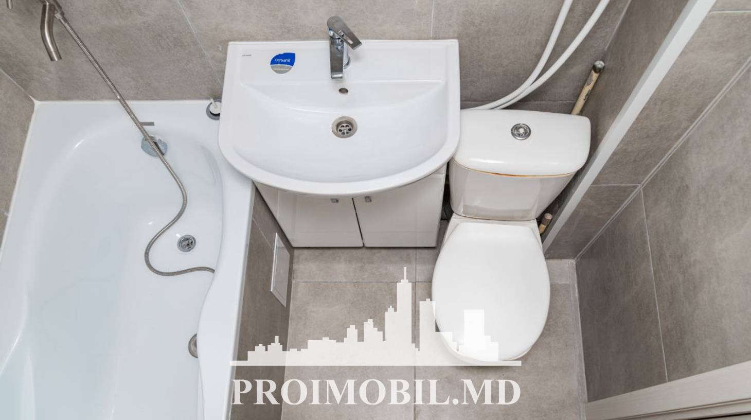 https://images.proimobil.md/JrA53F8yfZUMf10TC5D7Cp7iYJ8jZx2NFANFGimE69s/watermark:0.75:so:0:30:0.39/resize:fill:1460:816:1/gravity:ce/bG9jYWw6Ly8vZXN0YXRlL2xyLzAwZmNkOTJjLTM4MWEtNGMzMC1hYmIxLWRiODQxZTVjMzIxZi5qcGVn
