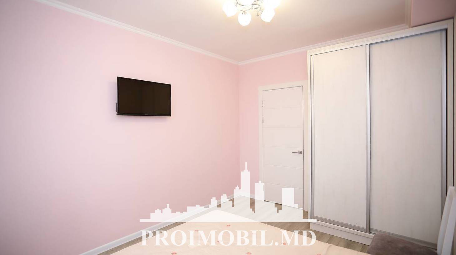 https://images.proimobil.md/Jw9uFdvDyr9Xh_Z277lU4Zxf_28YzIHRp910WtyA1zg/watermark:0.75:so:0:30:0.39/resize:fill:1460:816:1/gravity:ce/bG9jYWw6Ly8vZXN0YXRlL2xyLzFkYTQxNDM3LTA0NmQtNGI3OC05OGVmLTc1MGRlMDNlMmMzZC5qcGVn