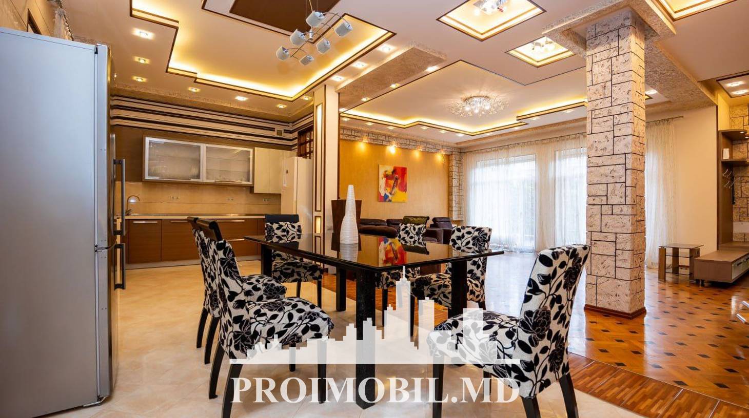 https://images.proimobil.md/JxF7kIIHiB-fXNPqblBb3sMF8bMKvf3_0YRQguPIxbU/watermark:0.75:so:0:30:0.39/resize:fill:1460:816:1/gravity:ce/bG9jYWw6Ly8vZXN0YXRlL2xyL2EwZDcxMWIyLWIyNjQtNDZlNi05NmU1LTk2OGVkNjhlNjEyYy5qcGVn