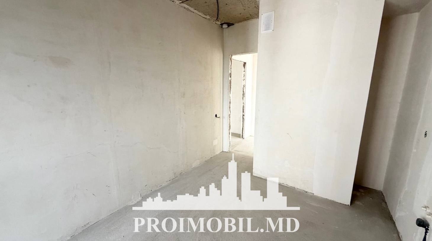 https://images.proimobil.md/JxuQ_nmf-t8ZBUZ2O9AkA-oLYi7F33myJoqjZDlRJCQ/watermark:0.75:so:0:30:0.39/resize:fill:1460:816:1/gravity:ce/bG9jYWw6Ly8vZXN0YXRlL2xyL2U4MzMwNjY1LTE4MDYtNGNjMi1iZjBiLTE1NWY0ZWFlNDdkMi5qcGVn