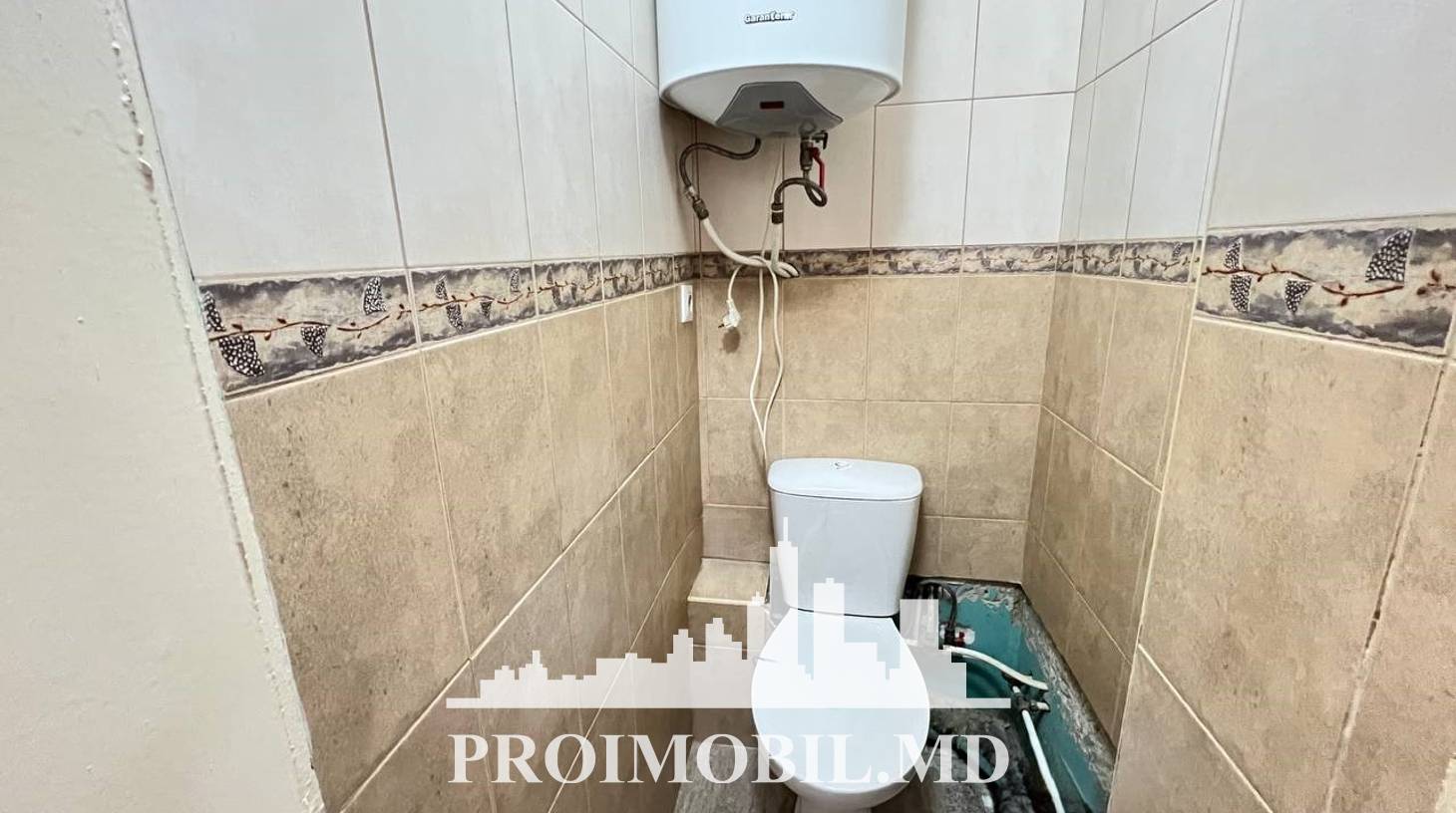 https://images.proimobil.md/JyIKsvvmq1VwIq3hcU38Em4ZOU73mXM2HIsCbHcb26s/watermark:0.75:so:0:30:0.39/resize:fill:1460:816:1/gravity:ce/bG9jYWw6Ly8vZXN0YXRlL2xyL2M0ZmQ1NTZiLTU5ZjAtNDY5YS1hZTYzLWFjNDJkM2FkMTdiMC5qcGVn