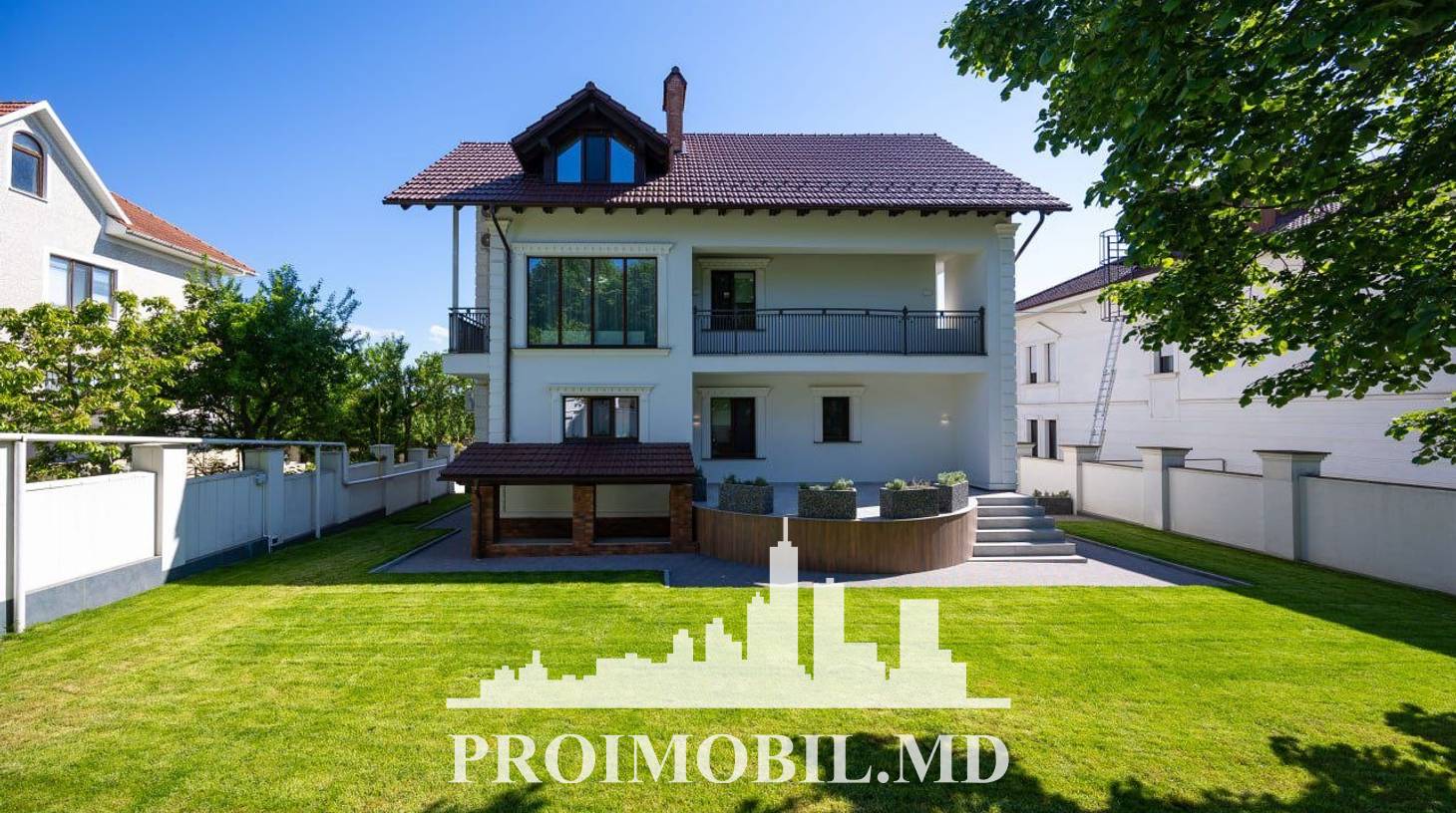 https://images.proimobil.md/JyisqpYzMV-rwGTqYi0LjNPPGzldm8QtRVOt1Ij2f7g/watermark:0.75:so:0:30:0.39/resize:fill:1460:816:1/gravity:ce/bG9jYWw6Ly8vZXN0YXRlL2xyLzIwODlhMjEwLTNmMGYtNDU2Mi1hODNjLTBkY2U5MDI1NzgxMS5qcGVn