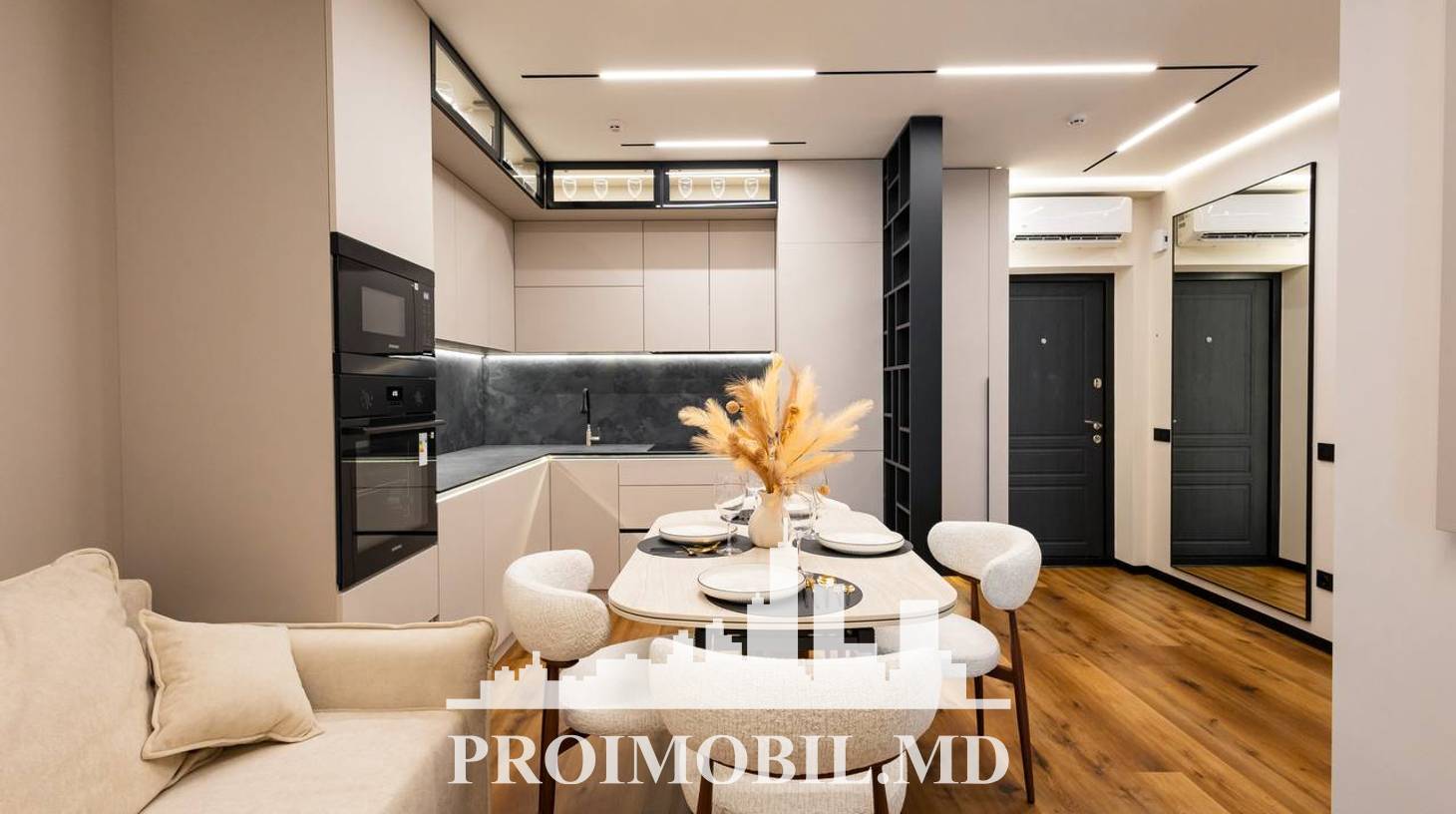 https://images.proimobil.md/Jzgw7CqbOv03Z-aiURO807NoqIQjcYTha3hF-ODMCvY/watermark:0.75:so:0:30:0.39/resize:fill:1460:816:1/gravity:ce/bG9jYWw6Ly8vZXN0YXRlL2xyLzI1Y2ZjZmY4LTZlMmEtNGY1Ni05ZDMzLWY1YjZlZjNhM2UwYy5qcGVn