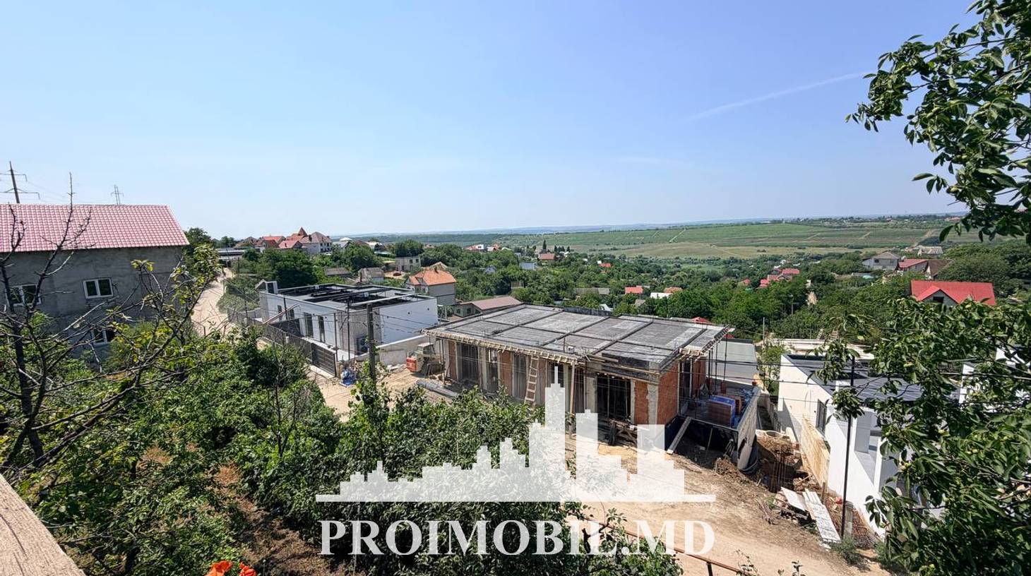 https://images.proimobil.md/K-SMxA8bSgcdDGBZnqOLSiqcoIxGux0AgZ-4Pw4jVZY/watermark:0.75:so:0:30:0.39/resize:fill:1460:816:1/gravity:ce/bG9jYWw6Ly8vZXN0YXRlL2xyLzU4YzhmNWQ1LTcyMTItNGRmZC1hYWE3LWIwOWNhZGUyMWUyYS5qcGVn