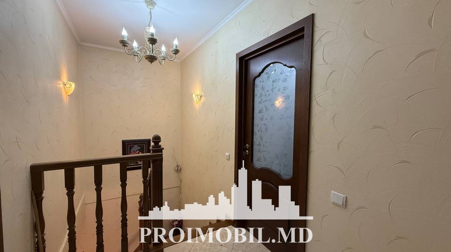 https://images.proimobil.md/K09NKHs-dq2TLSMGHd08j3k6D6zpGDL5aqarZDuQ_38/watermark:0.75:so:0:30:0.39/resize:fill:1460:816:1/gravity:ce/bG9jYWw6Ly8vZXN0YXRlL2xyLzg0Zjc0YjM3LWFiNTUtNDgzZS1iZTAwLWU3YTg4ZGU5NmEwMC5qcGVn