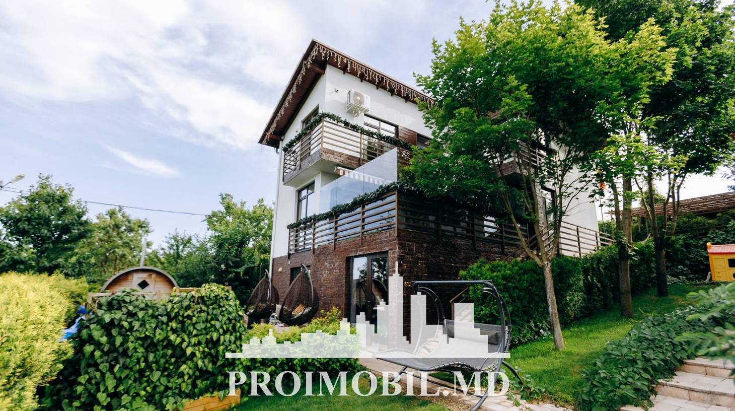 https://images.proimobil.md/K26_7K3VK0Q8euAS6vZHl4FSvgcH3o-sSHJPIPxfcNM/watermark:0.75:so:0:30:0.39/resize:fill:1460:816:1/gravity:ce/bG9jYWw6Ly8vZXN0YXRlL2xyL2MxYWZjNDViLWNiODktNDIyYS05NmY1LTA3NDg0OTMwN2UwMy5qcGVn