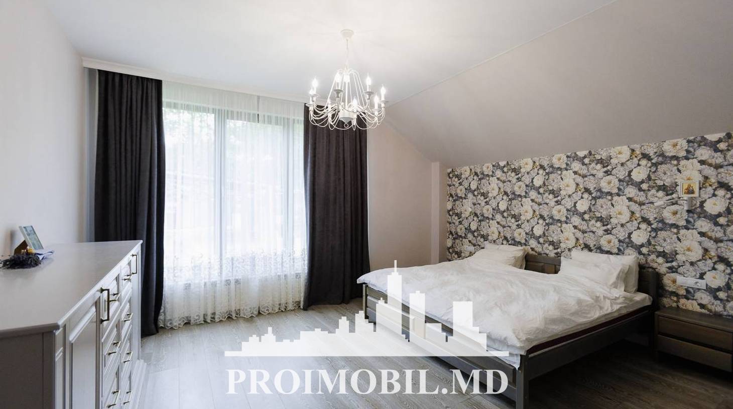 https://images.proimobil.md/K2de3WQeXhf92unFIZuOsT1yl1CSPH_zwCZ5vpvNIv0/watermark:0.75:so:0:30:0.39/resize:fill:1460:816:1/gravity:ce/bG9jYWw6Ly8vZXN0YXRlL2xyL2YyZTc5NDRkLTM1NGYtNGZmZi1hODY1LWU1ZWY3MTc3YjlmNS5qcGVn