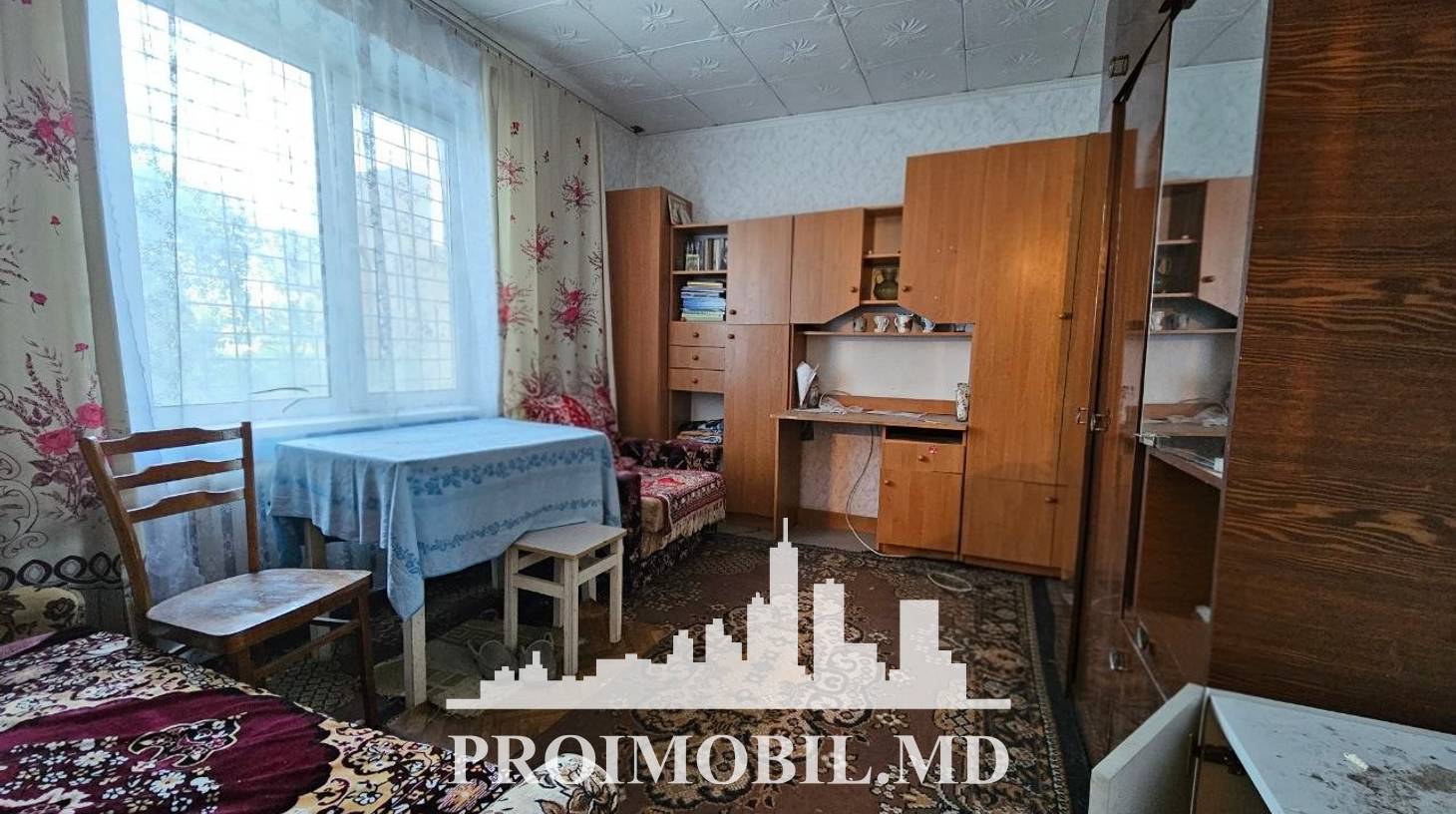 https://images.proimobil.md/K3saoQrWXdBRZbZMMlSFlWrCZJNupoBidQFKkRI-Zjc/watermark:0.75:so:0:30:0.39/resize:fill:1460:816:1/gravity:ce/bG9jYWw6Ly8vZXN0YXRlL2xyLzRiYTlkNWIxLWE0N2UtNDg4NS05MjY3LTYyZmFjOTYyN2IxYS5qcGVn