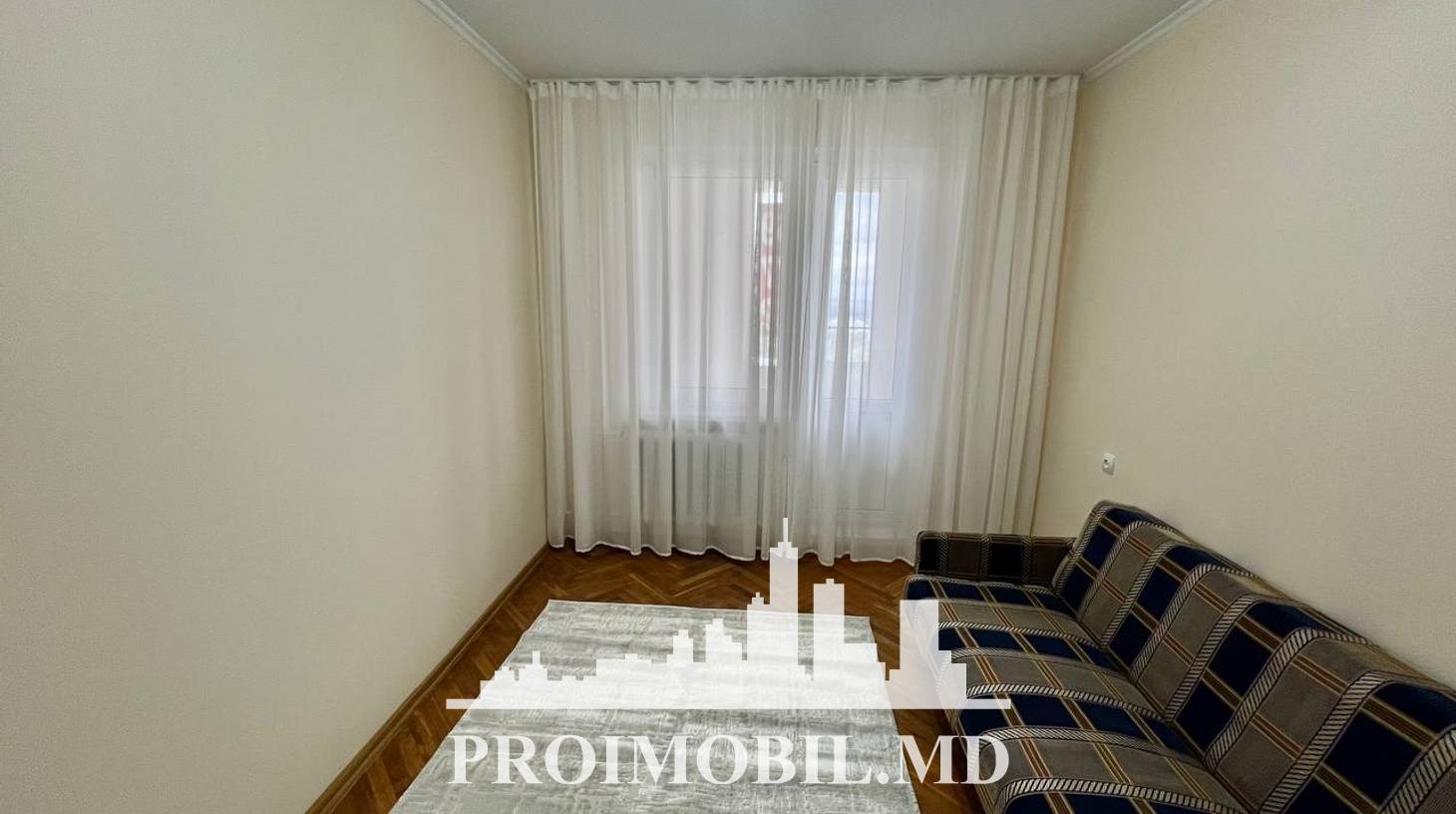 https://images.proimobil.md/K46PS2GWiCDGGSr6ttreY79EKrW5PU0An2DzvZyC5a8/watermark:0.75:so:0:30:0.39/resize:fill:1460:816:1/gravity:ce/bG9jYWw6Ly8vZXN0YXRlL2xyL2ZkZDg2ZmM1LTNjNzctNDNiMy1iNDM4LTRlYzliZGU5OWVhOC5qcGVn