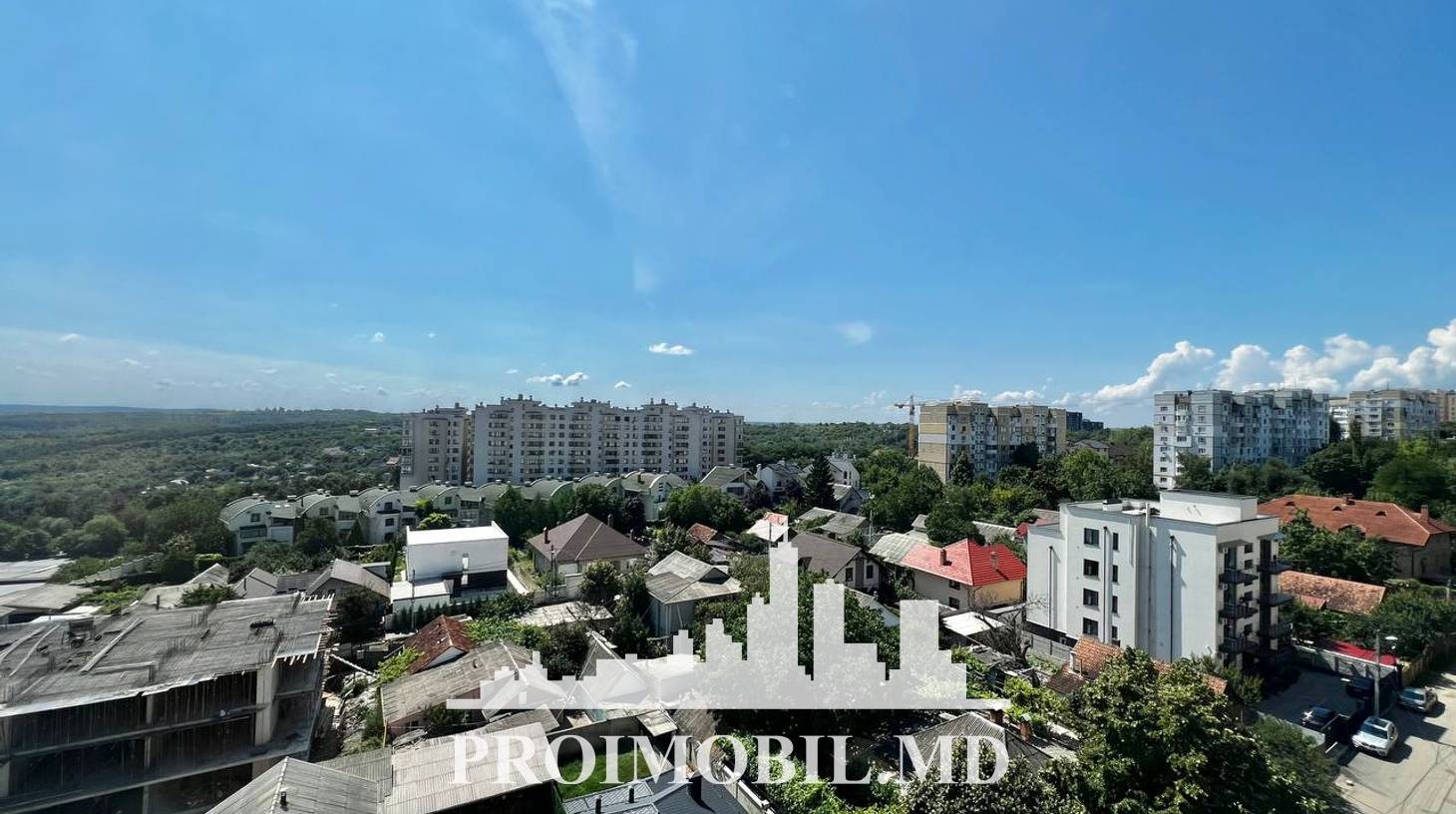https://images.proimobil.md/K4iZkT8VcPk1RMWf9CPbznEw3RLgTikJ6F-Y9uwJhuc/watermark:0.75:so:0:30:0.39/resize:fill:1460:816:1/gravity:ce/bG9jYWw6Ly8vZXN0YXRlL2xyLzZmYzBiOWUyLTJiYTEtNGE0ZS1hNzY0LWQ5YTMxYWRhYmY1ZC5qcGVn
