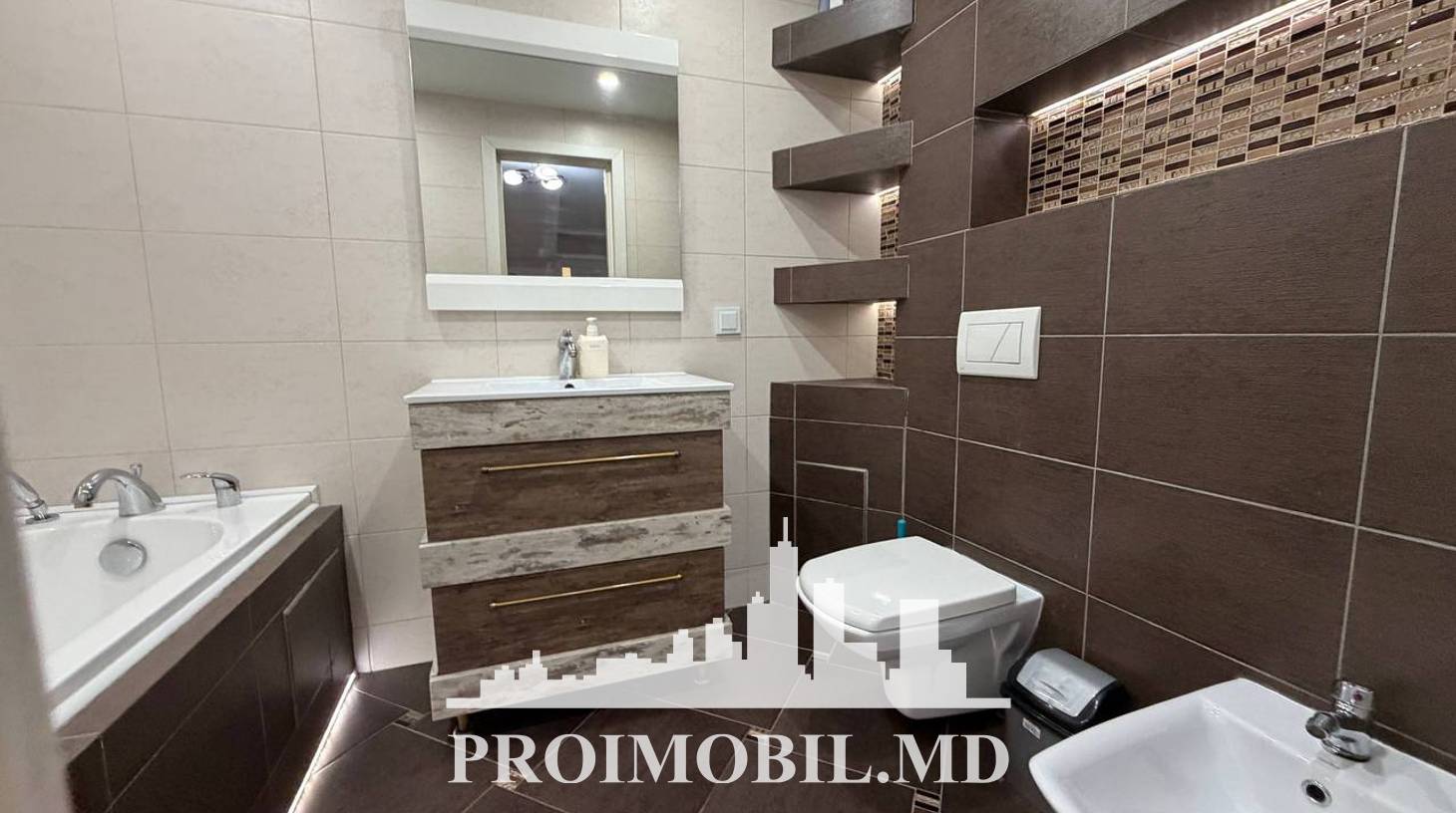 https://images.proimobil.md/K78cxvPIzRiq0naZbo0BBRssLXEZlZyXGc6662zS7A4/watermark:0.75:so:0:30:0.39/resize:fill:1460:816:1/gravity:ce/bG9jYWw6Ly8vZXN0YXRlL2xyL2EzNjQ1NTM4LTg4NWUtNDkwNC1hYmE1LTdiMjkwMmJkMWZhMi5qcGVn