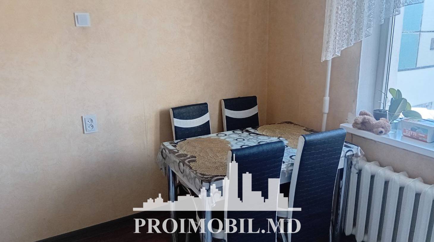 https://images.proimobil.md/K8zSsQFGyk3YvvjXfhqsWYw5ywmYpO8cH2WnZm6kOtw/watermark:0.75:so:0:30:0.39/resize:fill:1460:816:1/gravity:ce/bG9jYWw6Ly8vZXN0YXRlL2xyLzFkOTA5ODkzLTJmNGYtNDlmNS05ODkxLTllZGY1MmYwYTJiOC5qcGVn