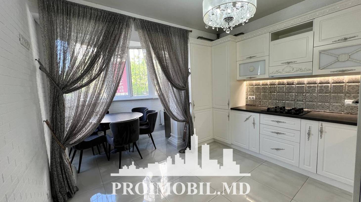 https://images.proimobil.md/K9bI_l8JUePBtM1QzV0UiU5zPNy8M_lPgpvjJv3m1gQ/watermark:0.75:so:0:30:0.39/resize:fill:1460:816:1/gravity:ce/bG9jYWw6Ly8vZXN0YXRlL2xyLzY1NjhlYTBiLTRmZTktNGVjOS04OTQ5LWZkZjM3NGExOWRiNy5qcGVn