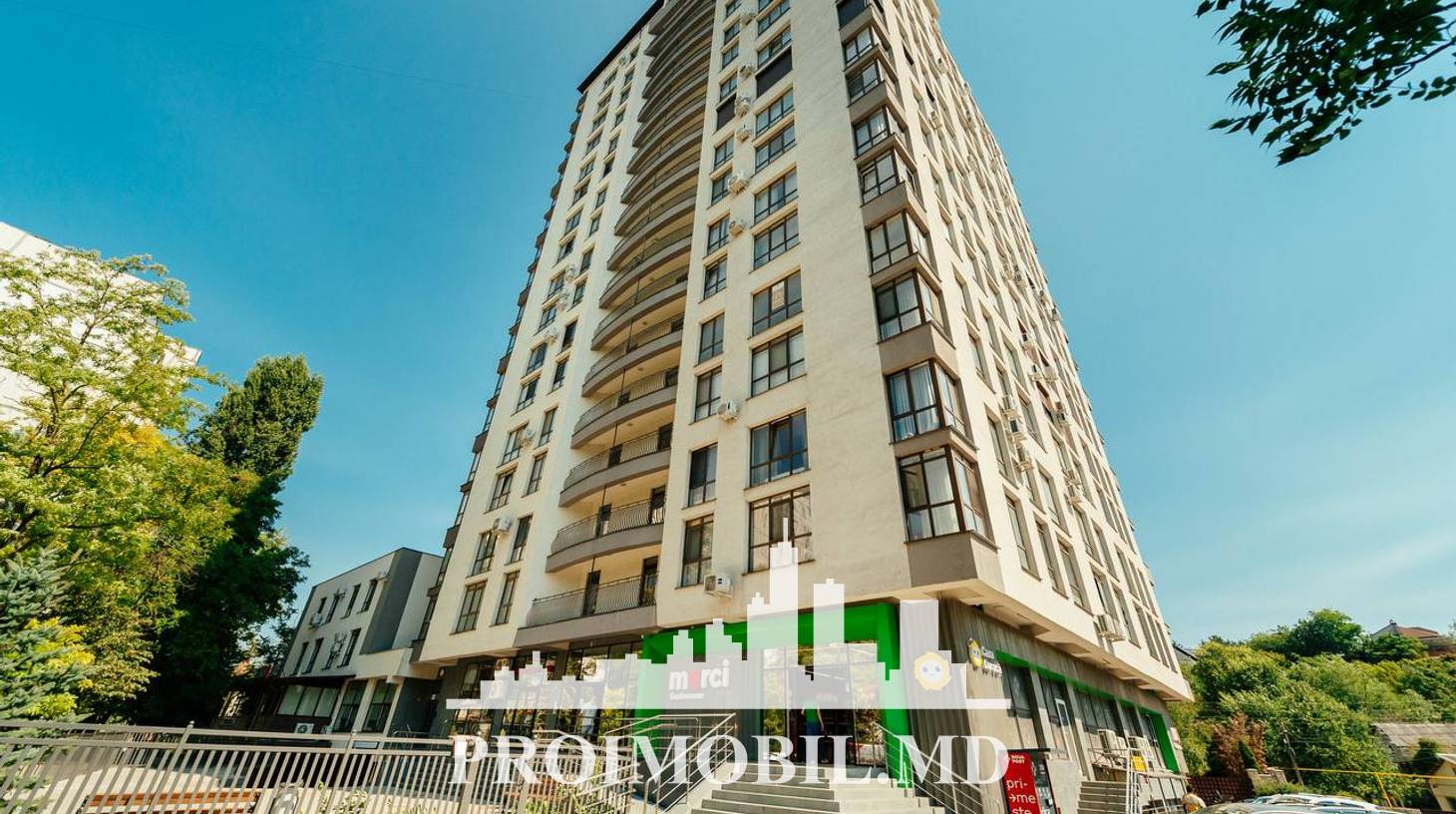 https://images.proimobil.md/KBEPzkTAq37ORl6WoZdEzL-RH-TH1Mkc3cQgm0A72sM/watermark:0.75:so:0:30:0.39/resize:fill:1460:816:1/gravity:ce/bG9jYWw6Ly8vZXN0YXRlL2xyLzZlYmFhYjYzLTk4MjktNGVmOC1hM2NjLTQ1MjU2MzJmNjU1OC5qcGVn