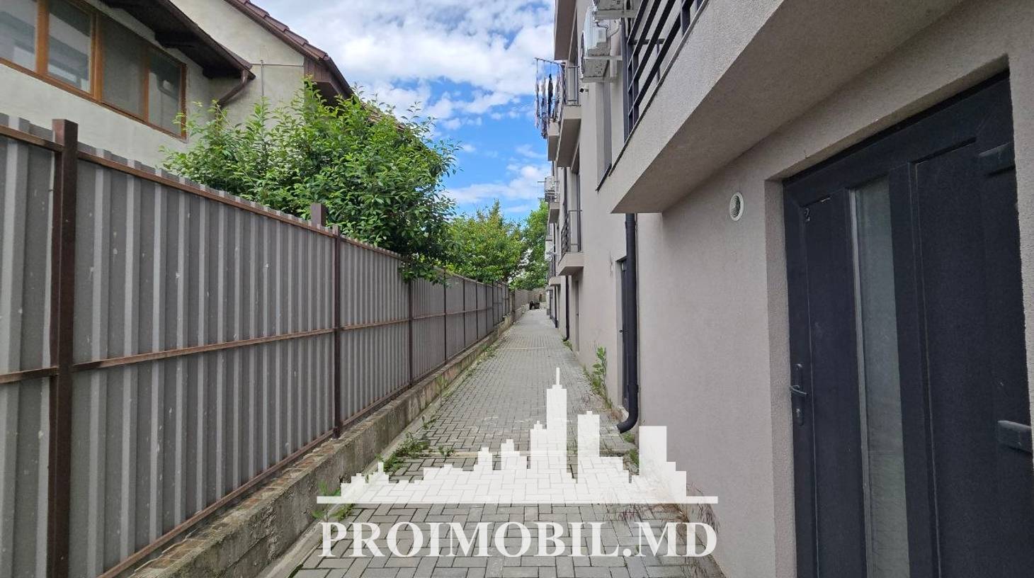https://images.proimobil.md/KBj4mvmUgKkzOyVVZL9pKlMOnyPaiFvuvAilTFA_aIo/watermark:0.75:so:0:30:0.39/resize:fill:1460:816:1/gravity:ce/bG9jYWw6Ly8vZXN0YXRlL2xyL2VhMzFiY2YxLTNlNjUtNDE3NS04ZmE4LWIzOTE0NTgzMDg2Ni5qcGVn