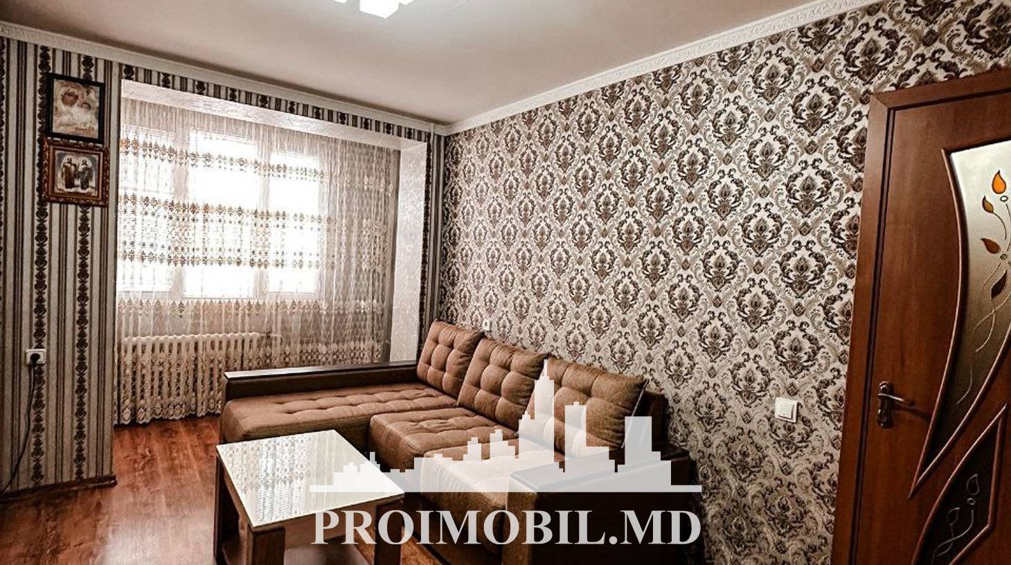 https://images.proimobil.md/KDzaRL7sjlQuVS3VzRMvgPLZI1BWzUFTzvAQMhbnccY/watermark:0.75:so:0:30:0.39/resize:fill:1460:816:1/gravity:ce/bG9jYWw6Ly8vZXN0YXRlL2xyL2JjNzBmMWViLWI2MjUtNDBjYy1iNmMyLTMwZGQ3NjQ0MDMyZi5qcGVn