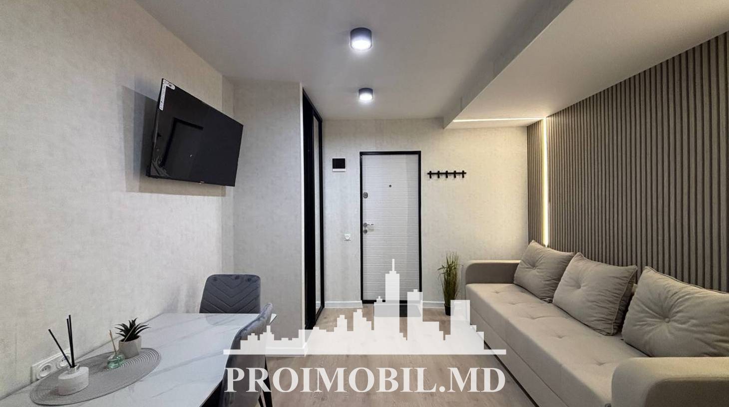 https://images.proimobil.md/KGBBF7I7Azn4F0IAu8T1tr7UVm0LSEi3jUy4sqHdWBU/watermark:0.75:so:0:30:0.39/resize:fill:1460:816:1/gravity:ce/bG9jYWw6Ly8vZXN0YXRlL2xyL2MzZTc4ZjE5LWJiYjctNGIwYS1hODViLTAxYmUwMzQ2YjZhNC5qcGVn