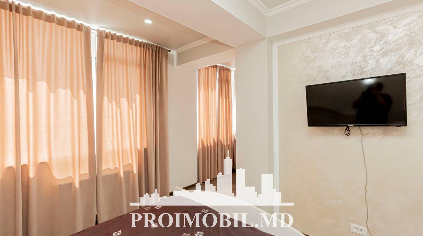 https://images.proimobil.md/KGZOorIO-6MxIJtvdA5dYOjMPCAwzPdSVmdOnPa8i3E/watermark:0.75:so:0:30:0.39/resize:fill:1460:816:1/gravity:ce/bG9jYWw6Ly8vZXN0YXRlL2xyL2UwODVjZTRmLWE1N2MtNGVmOC1iMjlmLTYxODQxNWIxNzRjYy5qcGVn
