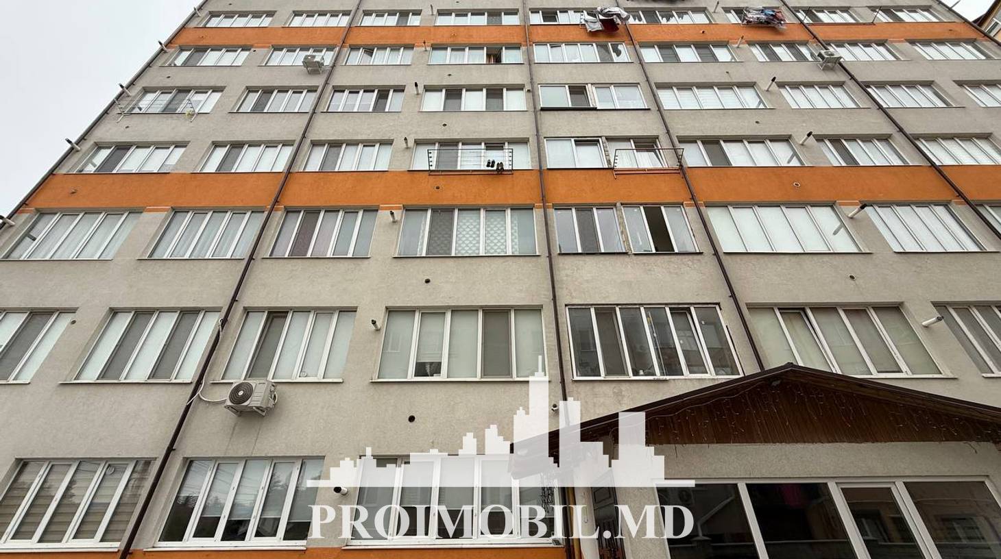 https://images.proimobil.md/KGaCDX96Eo5FLi44CCAv1nJqGWvx4q8DzCXHG4keZOs/watermark:0.75:so:0:30:0.39/resize:fill:1460:816:1/gravity:ce/bG9jYWw6Ly8vZXN0YXRlL2xyLzA3ZTdjNDc1LTBjMWMtNGNmMS05YjYyLTQ0NjI5ZTY4MmM4Ni5qcGVn