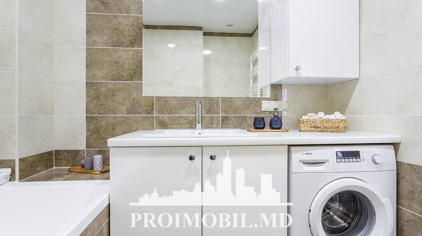https://images.proimobil.md/KIXRsIqMZW5HND7jBHk2jwsFYnqMb2hI3_cQDlFt2x0/watermark:0.75:so:0:30:0.39/resize:fill:1460:816:1/gravity:ce/bG9jYWw6Ly8vZXN0YXRlL2xyL2EyZWNiMzA3LThkYzktNGNkZi1hN2Q0LTFkMzk4ZGY3OGVkMi5qcGVn