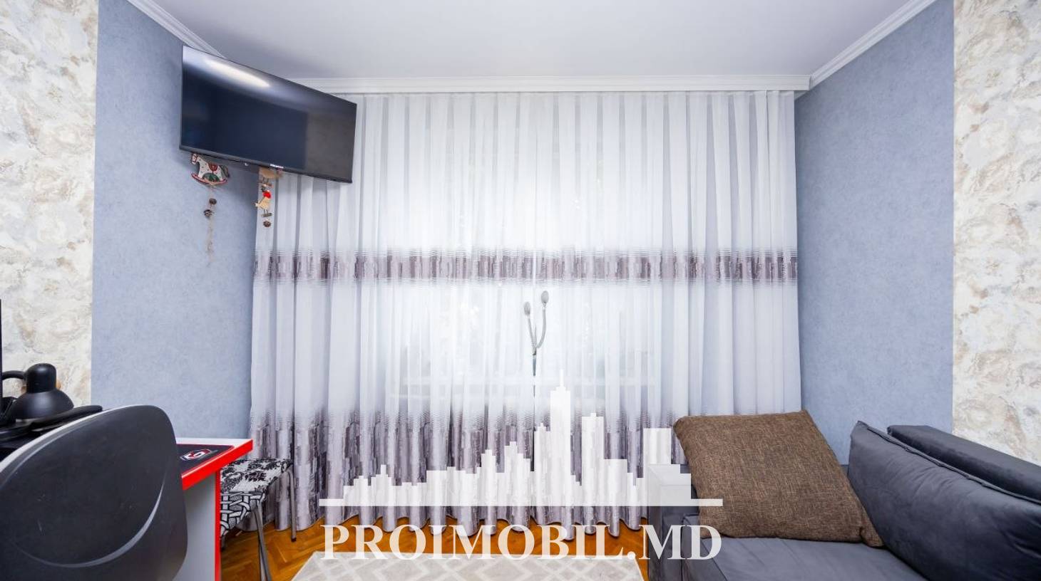 https://images.proimobil.md/KJ4zxlrkQC6YJmw9NmGIlm5Wb1V6_f6o7KQFX-bMPf4/watermark:0.75:so:0:30:0.39/resize:fill:1460:816:1/gravity:ce/bG9jYWw6Ly8vZXN0YXRlL2xyL2FlN2MxMjc2LWYyNWItNGIxYS04MDJhLWEyZjgyMWVlMjRjMy5qcGVn