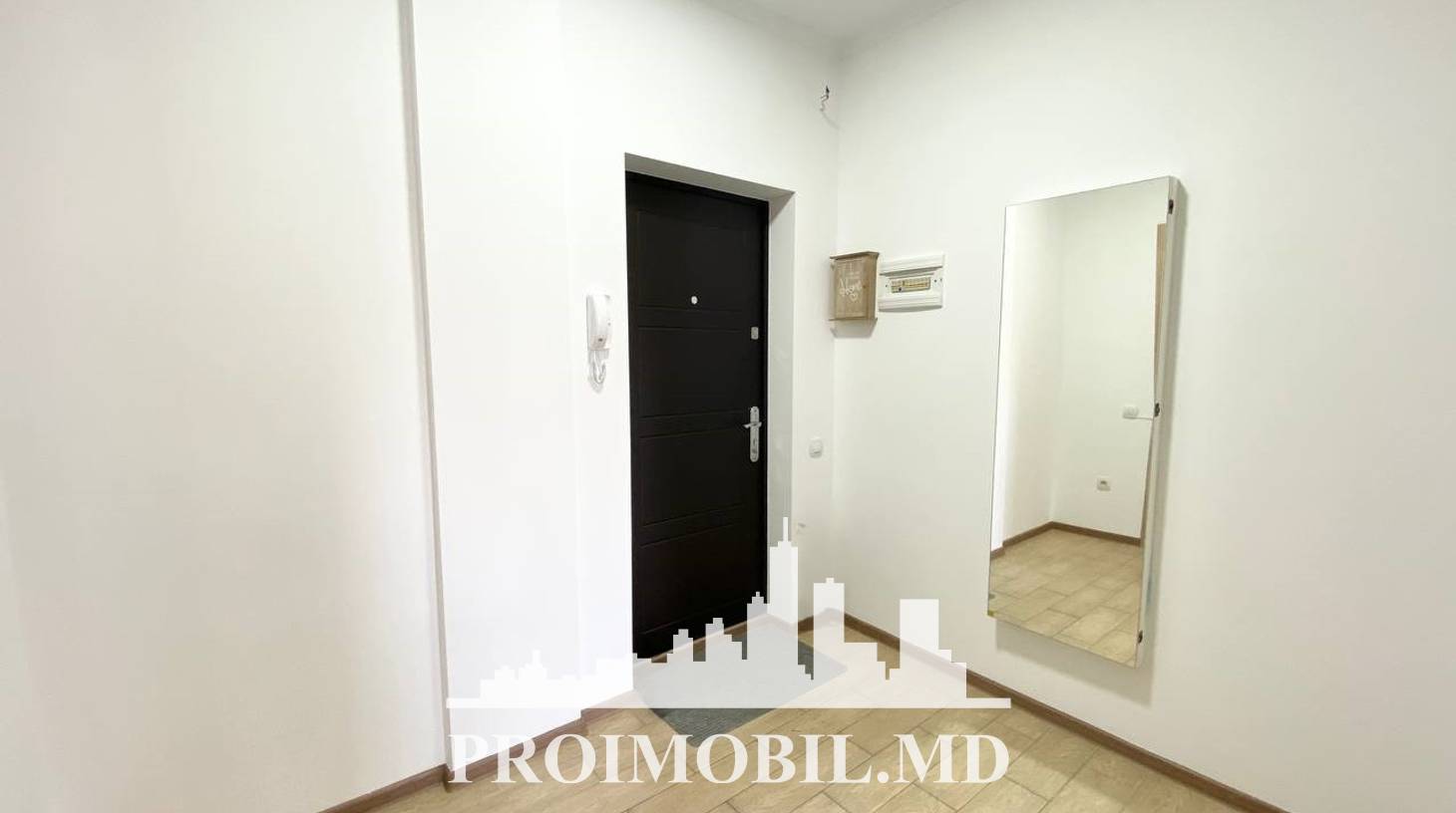 https://images.proimobil.md/KQ1OM9ZuBKJtRJzRHrZZxkX7bOzWUCRqgGzwY8y9Flk/watermark:0.75:so:0:30:0.39/resize:fill:1460:816:1/gravity:ce/bG9jYWw6Ly8vZXN0YXRlL2xyL2E2YTllMjgyLWJiZGUtNDMzNC1iZjBhLTE2NmU1ZDBhNmRlOC5qcGVn