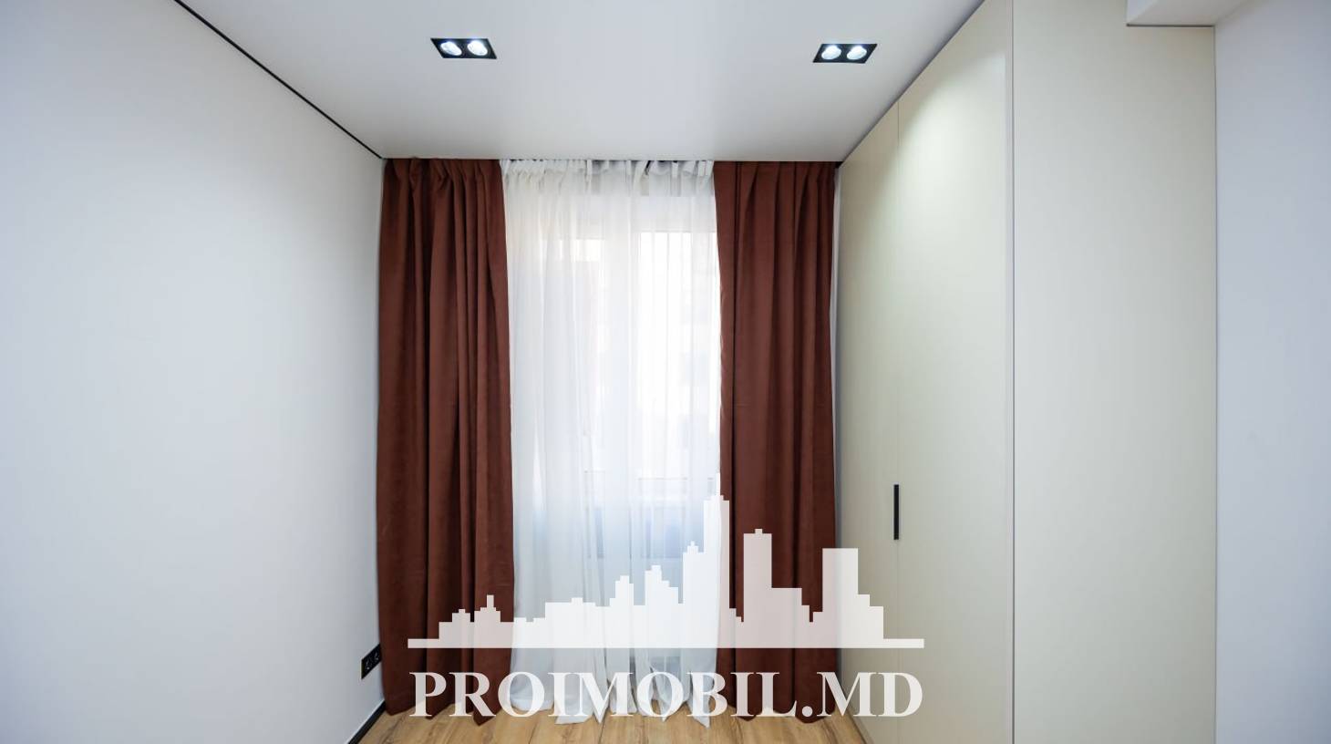 https://images.proimobil.md/KSzbFMeYvovADnUPkigFxpal-UBeoPiv8TzStQhcjuA/watermark:0.75:so:0:30:0.39/resize:fill:1460:816:1/gravity:ce/bG9jYWw6Ly8vZXN0YXRlL2xyLzk2YzQ3YWJmLTUyY2EtNDk2NS04YjE5LTliYWYzZTAzOWZiNy5qcGVn