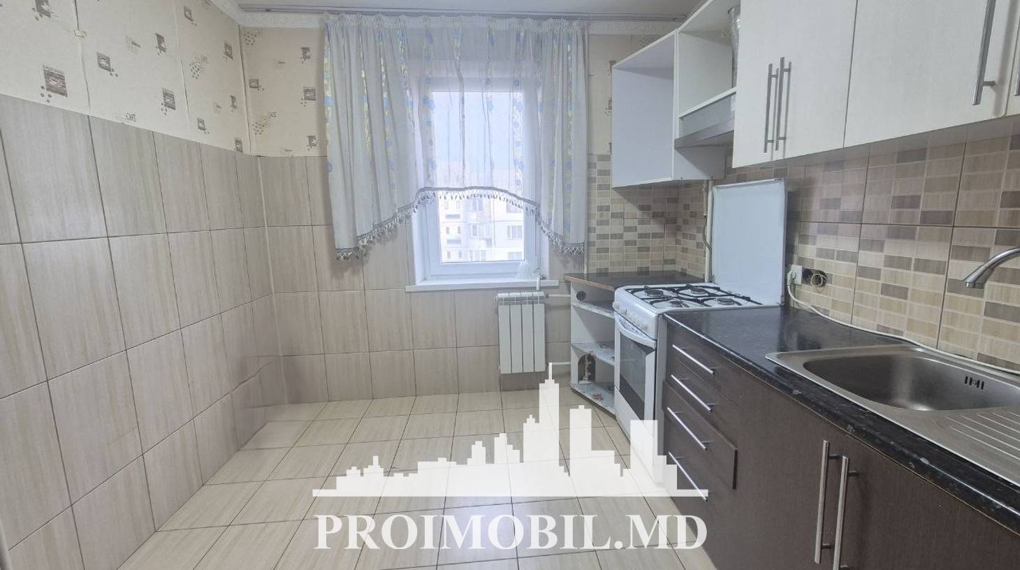 https://images.proimobil.md/KYhhEfZ6Cm1npKs3v6-06jnPnYskmek9iTaASoDnS8A/watermark:0.75:so:0:30:0.39/resize:fill:1460:816:1/gravity:ce/bG9jYWw6Ly8vZXN0YXRlL2xyLzQ4NGJjN2JmLTk5ZTQtNDAwNC04NjUzLWM4MDg1YWYwODFiYy5qcGVn