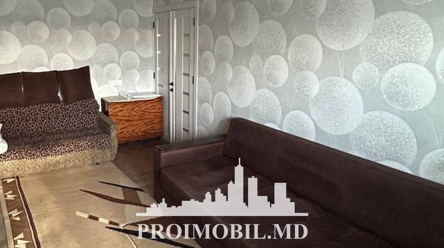 https://images.proimobil.md/KZwvaPaMPZLyHxQf49s245M9BWQ9ZOFWxCAxaHmIUoo/watermark:0.75:so:0:30:0.39/resize:fill:1460:816:1/gravity:ce/bG9jYWw6Ly8vZXN0YXRlL2xyL2NjMmFjMmNjLTVkNmQtNDdhOS04NjQ2LTViMDIyNzkxZWVjZC5qcGVn