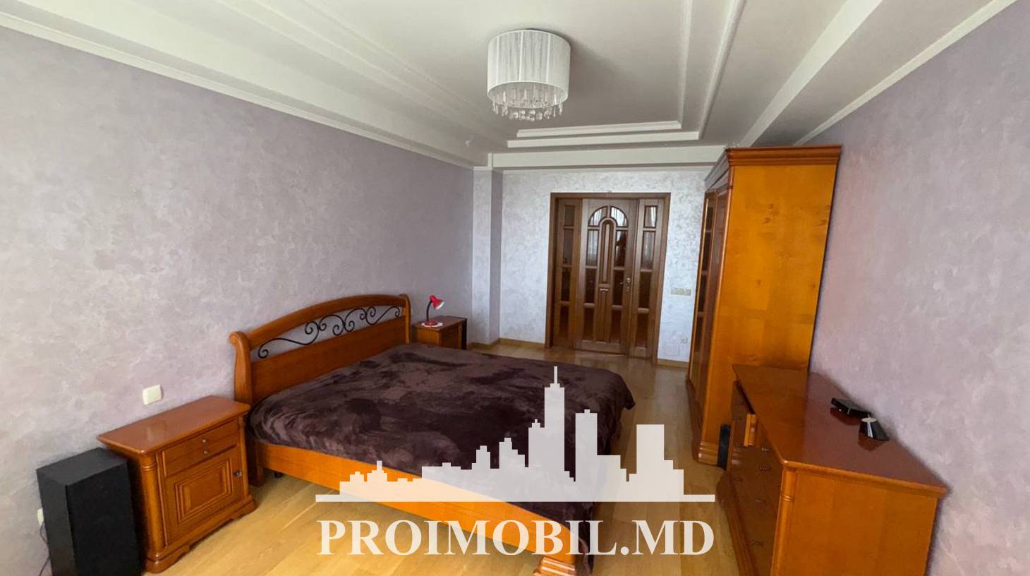 https://images.proimobil.md/K_7azzHuavzTsDQyn_2XPr-6tYqpFeOxtgQANovRNHE/watermark:0.75:so:0:30:0.39/resize:fill:1460:816:1/gravity:ce/bG9jYWw6Ly8vZXN0YXRlL2xyL2JiZWY5NzNkLWEyMGQtNGUyNC1hZjc3LTRjOTQyYjFlZWQ1MS5qcGVn