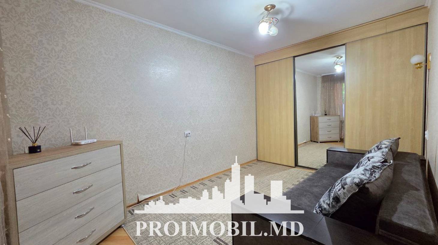 https://images.proimobil.md/KahuhUB0ceN4d6C19G5MgWKWRgFyttqhf8LmeMSqxX0/watermark:0.75:so:0:30:0.39/resize:fill:1460:816:1/gravity:ce/bG9jYWw6Ly8vZXN0YXRlL2xyL2IzMmQ0YTczLWM4N2EtNGM3My04NmMzLTAzMjQ4YmEwNmU5MS5qcGVn