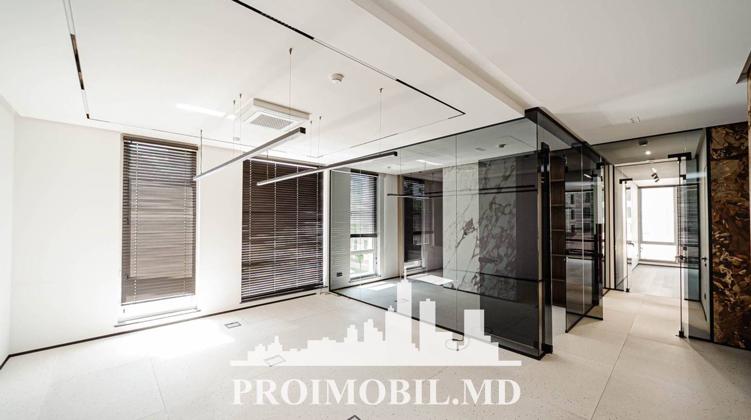https://images.proimobil.md/KauHyU2jWJuWyUzmhBlMqgPa3QjZoEh0OcUVS5EONVI/watermark:0.75:so:0:30:0.39/resize:fill:1460:816:1/gravity:ce/bG9jYWw6Ly8vZXN0YXRlL2xyLzJlNmM4N2RhLWJiNTUtNGRiMi04NGE2LTkxZDBkN2MwZjIxZi5qcGVn