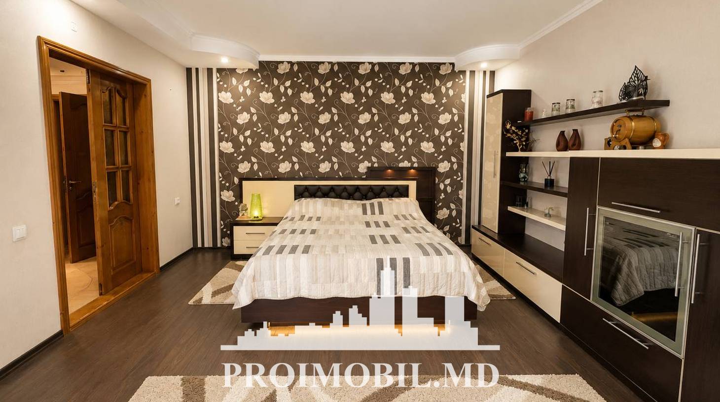 https://images.proimobil.md/KczYNF5Ro2xkeHNuOIyHocBPkE-aS0Z-deEj5U_2qtg/watermark:0.75:so:0:30:0.39/resize:fill:1460:816:1/gravity:ce/bG9jYWw6Ly8vZXN0YXRlL2xyLzZjYmI1NTFmLTIxOWQtNGQyMi04MzI4LTMzZjFhY2IzYjRkNi5qcGVn