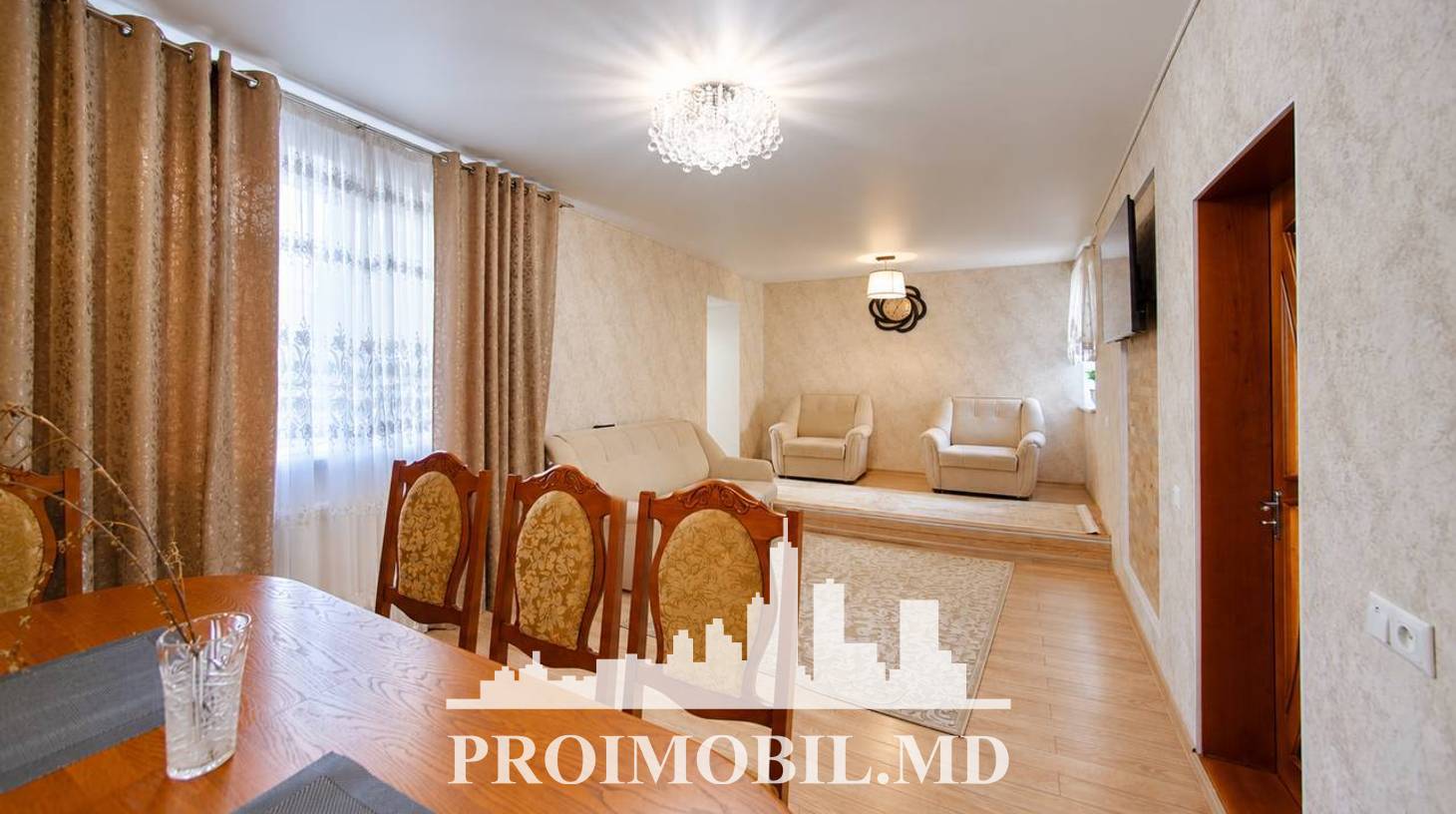 https://images.proimobil.md/KeKgx9_G6R0pi7z2D2ngOBtq2t6QftRb8lDxgYlSo3A/watermark:0.75:so:0:30:0.39/resize:fill:1460:816:1/gravity:ce/bG9jYWw6Ly8vZXN0YXRlL2xyLzE1NTJiMmY5LThlY2QtNDgzZi05NDZhLWVlYjkxYWJkYWFiNy5qcGVn
