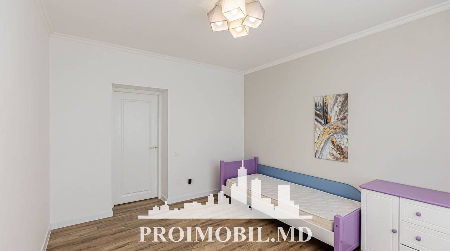 https://images.proimobil.md/Ki118sXSmV9Z8hI0JkKTsri9jJuWhRRmTFprWTJPxhI/watermark:0.75:so:0:30:0.39/resize:fill:1460:816:1/gravity:ce/bG9jYWw6Ly8vZXN0YXRlL2xyL2YwM2E1N2I0LTk0MjktNDI2OC1iNjRhLWQyMjJhMGM0MmYwOC5qcGVn