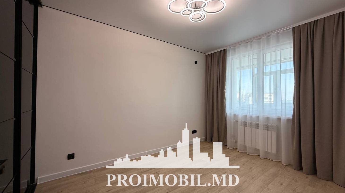 https://images.proimobil.md/Kj3IohBWVc1vouP81OQf9Y4l4PFsHYwW_ZPyiYtvixA/watermark:0.75:so:0:30:0.39/resize:fill:1460:816:1/gravity:ce/bG9jYWw6Ly8vZXN0YXRlL2xyL2UzY2E4OTBiLTMwMzMtNDZjMC1hNTQxLTY0MTRjMmRhODIxMy5qcGVn