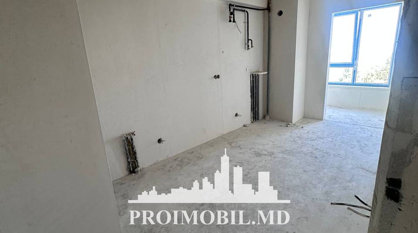 https://images.proimobil.md/Kl5Xz-n2N3XxO1KXJ2FrmkWzOuVREQerZUU-AeRkPYs/watermark:0.75:so:0:30:0.39/resize:fill:1460:816:1/gravity:ce/bG9jYWw6Ly8vZXN0YXRlL2xyL2QyZTI2ZTRiLWUzMGUtNGZhMC04ZjdkLTU1ODg3ZDVhODZlNC5qcGVn