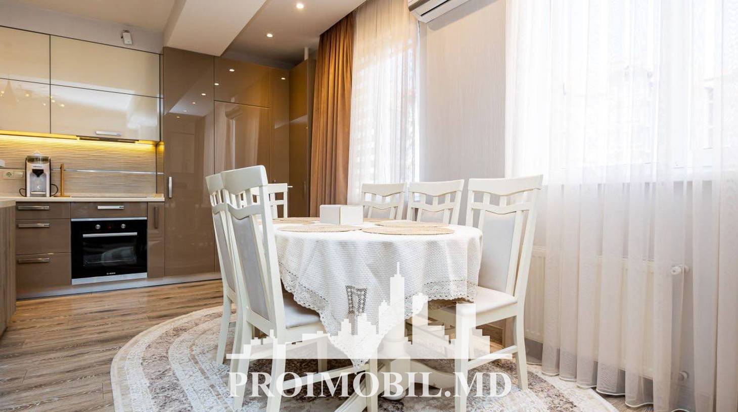 https://images.proimobil.md/Kmuhy91JUMb5Qde5Ow_9atod1LxjLTPpnZDjC7i_TpM/watermark:0.75:so:0:30:0.39/resize:fill:1460:816:1/gravity:ce/bG9jYWw6Ly8vZXN0YXRlL2xyLzJiY2M2MWNlLTU1NzEtNDEwZC05MDQ4LWFjNGQ1ODQ0YzA3ZS5qcGVn