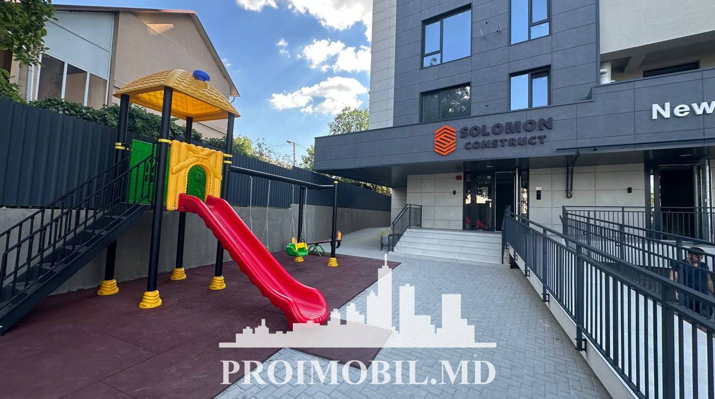 https://images.proimobil.md/Kp_fzQ7xnv892xrMK4XjQ3Eq17k-3Vl92KO8DbU0Np8/watermark:0.75:so:0:30:0.39/resize:fill:1460:816:1/gravity:ce/bG9jYWw6Ly8vZXN0YXRlL2xyL2IwM2RhODk1LTEzNzgtNDNhNy04NTIxLTI1NzRlYjIzNjEzYi5qcGVn