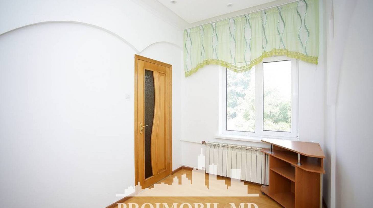 https://images.proimobil.md/KrAK1JSEu4oj7jT2ubWgG9NlK4-cP8vhqZ8ldsfl8OE/resize:fill:1460:816:1/gravity:ce/bG9jYWw6Ly8vZXN0YXRlL2xyLzk4bjNrZndkeDNtbmphdC0xMDU3NTZfMy5qcGc