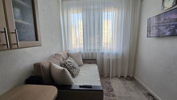 https://images.proimobil.md/Ks1xTeGuvhk4HYCdqXZsXC0LL_u5lerppIlegFZ-nUs/resize:fill:350:198:1/gravity:ce/bG9jYWw6Ly8vZXN0YXRlL2xyL2NmMjRkN2QyLTBjODEtNGU1MC04MGU2LWJkNzBhN2EwMmJjMy5qcGVn