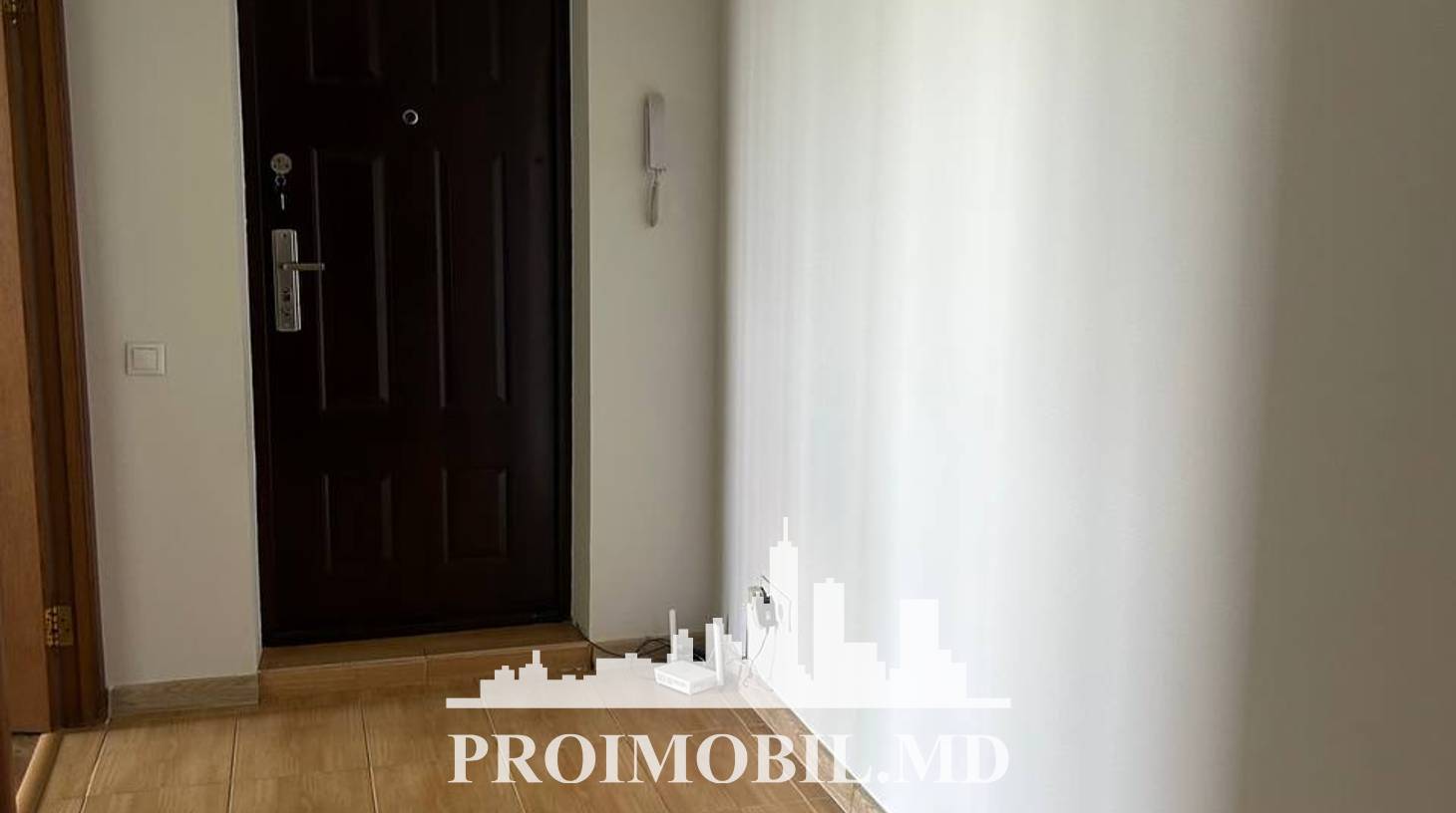 https://images.proimobil.md/KtYzUWGXv_pPTq6z2doYTgC0YMxJ6V-uvFTu07E4U-A/watermark:0.75:so:0:30:0.39/resize:fill:1460:816:1/gravity:ce/bG9jYWw6Ly8vZXN0YXRlL2xyLzg2Mzc5N2U5LThhNjgtNGRhZi1hMmMyLTlhNjczMDM3NmQxOS5qcGVn