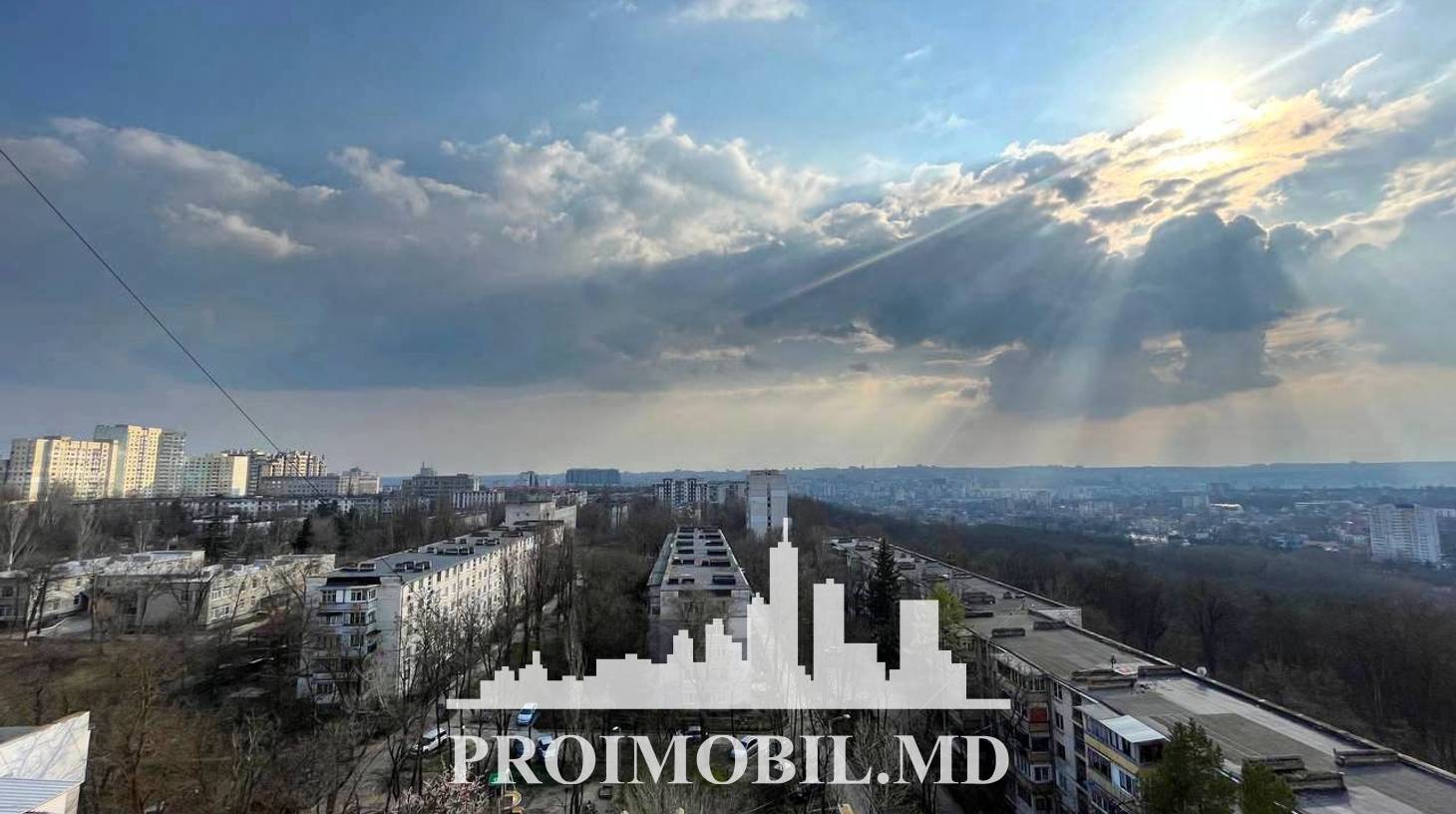https://images.proimobil.md/KvySnqIh-alBoyI4ob1upZWdcvWPlpx7Z6YANzD8Fuc/watermark:0.75:so:0:30:0.39/resize:fill:1460:816:1/gravity:ce/bG9jYWw6Ly8vZXN0YXRlL2xyL2RmODRiNGNkLTkwOWItNGNkZi04Zjg1LTQ4YTA2M2QyNmEzNS5qcGVn