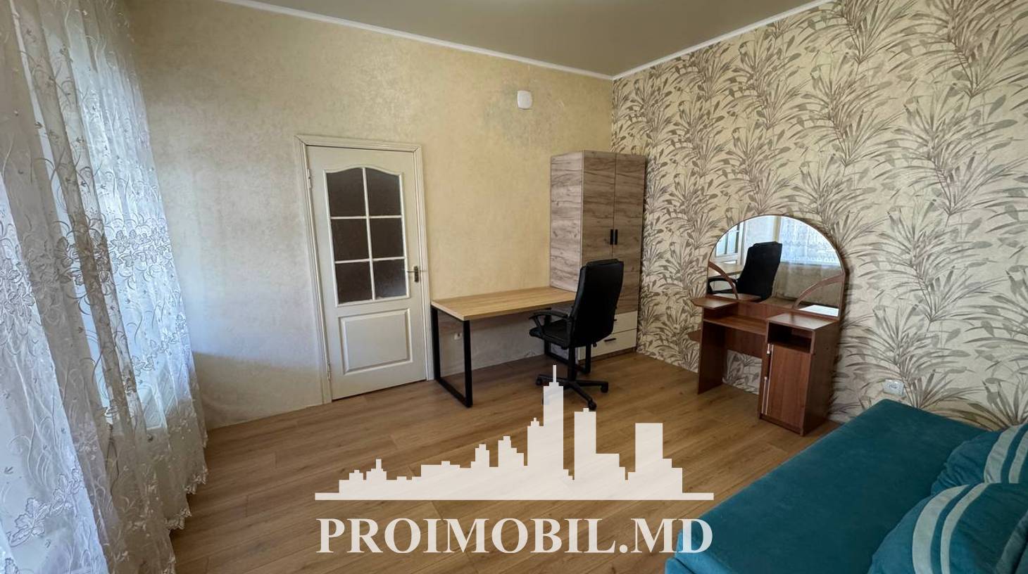 https://images.proimobil.md/Kz76czs0CCAHMNJ4VzF1DlywjNHYO43dDzJLKZXvZdE/watermark:0.75:so:0:30:0.39/resize:fill:1460:816:1/gravity:ce/bG9jYWw6Ly8vZXN0YXRlL2xyLzFkOGRmMGQwLWJkMjAtNDE4Yy1hZjgxLWY1NWQ3MDI3YjY4MC5qcGVn