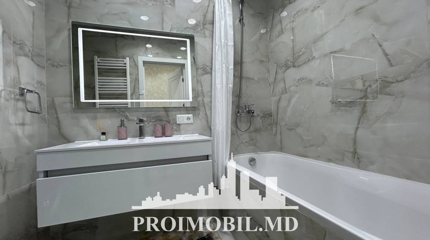https://images.proimobil.md/L2y13wIaVk72YRIqCGyO3zZaHysrp8S1oENKBX8hgWU/watermark:0.75:so:0:30:0.39/resize:fill:1460:816:1/gravity:ce/bG9jYWw6Ly8vZXN0YXRlL2xyLzdhYmY2MGY0LTQ4OGQtNGNjMC05YjRmLWVkZjVmMWEzNTUzMi5qcGVn