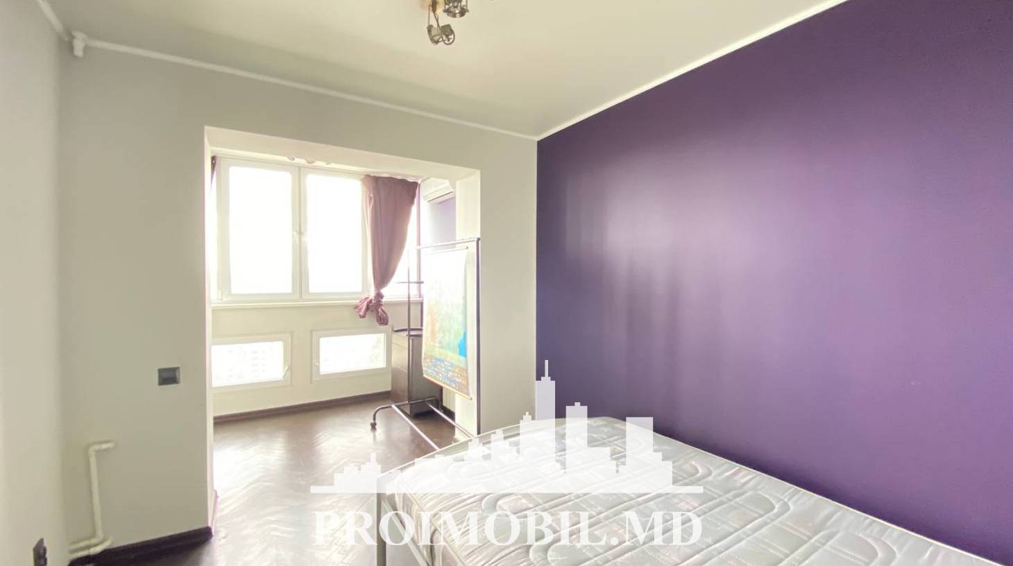 https://images.proimobil.md/L4P_Kn0pT7ztphFWyILlBy_TliK_dgWZ2ZefPyOkP7k/watermark:0.75:so:0:30:0.39/resize:fill:1460:816:1/gravity:ce/bG9jYWw6Ly8vZXN0YXRlL2xyLzU1Y2Q3OGZhLWNjNzYtNDdjNS1hMzhkLWQzZDRkMDY5MTViMC5qcGVn