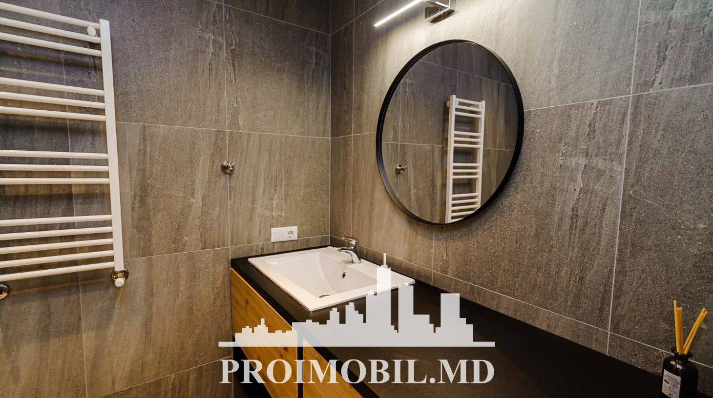 https://images.proimobil.md/L5Au_ZzJtmMwt1JwIZZioSuO0rcApmkXLn4q_zfBYYY/watermark:0.75:so:0:30:0.39/resize:fill:1460:816:1/gravity:ce/bG9jYWw6Ly8vZXN0YXRlL2xyLzE5OWRiZjM3LTA1OTQtNDYwZi05MzgwLTg0MTUyZTA0YjY1OS5qcGVn