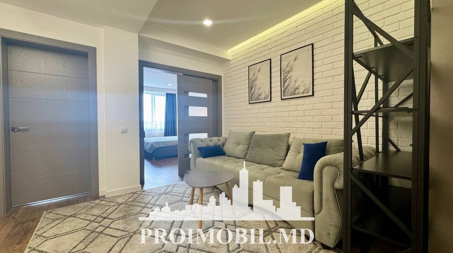 https://images.proimobil.md/L6RPAXbjzIYVIEXQ1kaSxN-bd6137g7TlrkI6bJ85aI/watermark:0.75:so:0:30:0.39/resize:fill:1460:816:1/gravity:ce/bG9jYWw6Ly8vZXN0YXRlL2xyL2IzMmRhMThjLWZkMTctNDU4OS05ZWVlLTc5MzFkMzZlZTBlZS5qcGVn