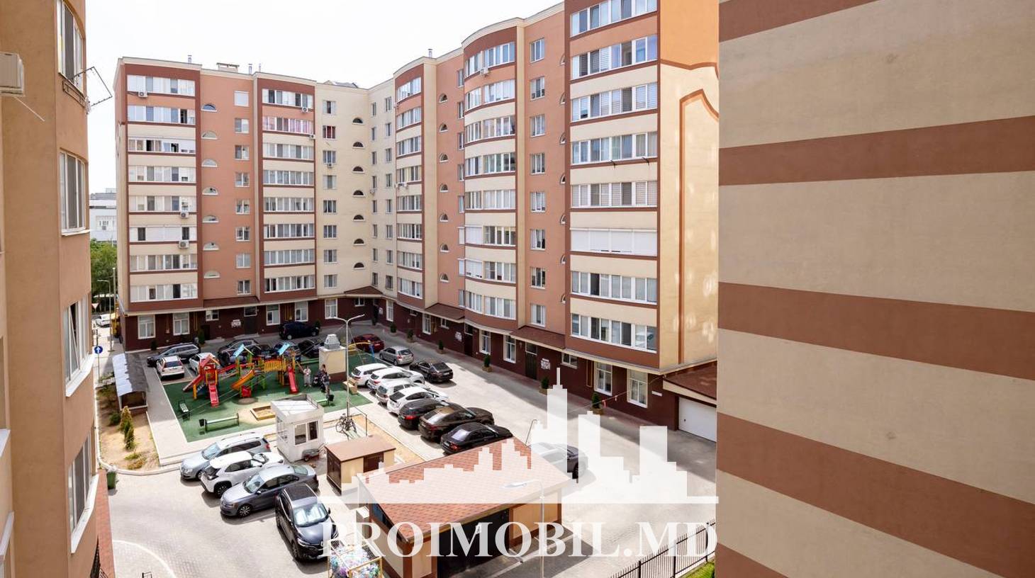 https://images.proimobil.md/L6S0kaLhAbX02rP4poMjk8ChOdLXA6oouuyNxNGqZ3w/watermark:0.75:so:0:30:0.39/resize:fill:1460:816:1/gravity:ce/bG9jYWw6Ly8vZXN0YXRlL2xyLzIzMDhlOGZhLWJmNDQtNDI1MC1hNjFmLWJjMThkYjA4ZDNkYS5qcGVn