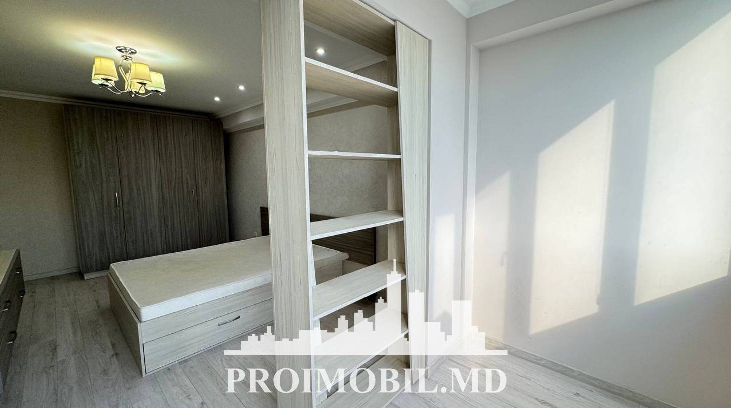 https://images.proimobil.md/L6VR9EIrgJ85GKQV4inKIKXw6usNVb5B9x9LR0K9mXo/watermark:0.75:so:0:30:0.39/resize:fill:1460:816:1/gravity:ce/bG9jYWw6Ly8vZXN0YXRlL2xyLzdkZmViZjE5LWYyNjYtNGY4Ni04YzExLTc2NmNiNTczZDQ4MS5qcGVn